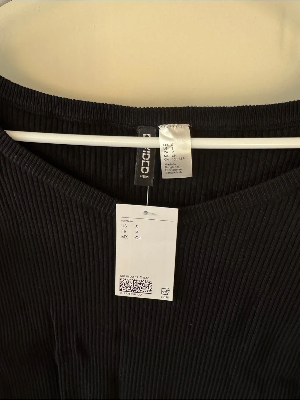 H&M Black Ribbed Scoop-Neck Long Sleeve Top, NWT